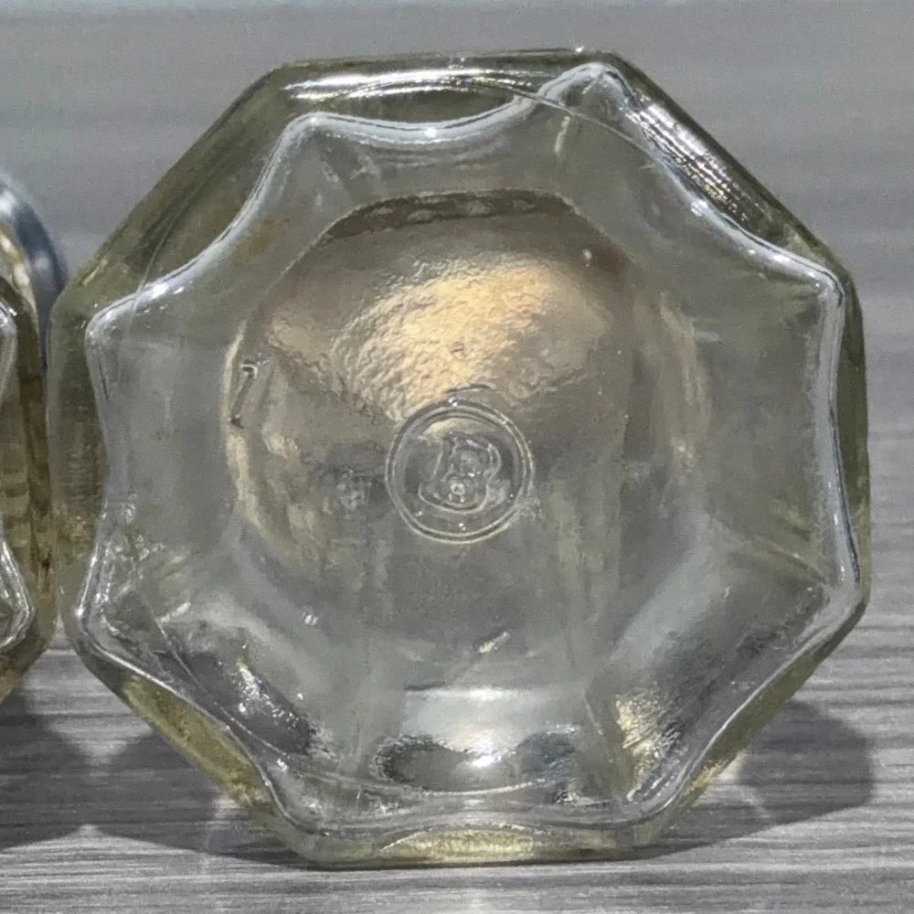 Brockway Glass Company paneled height that